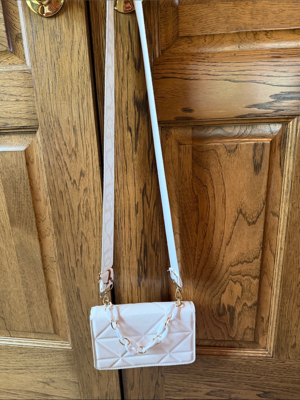 Women’s Quilted Crossbody Bag - White